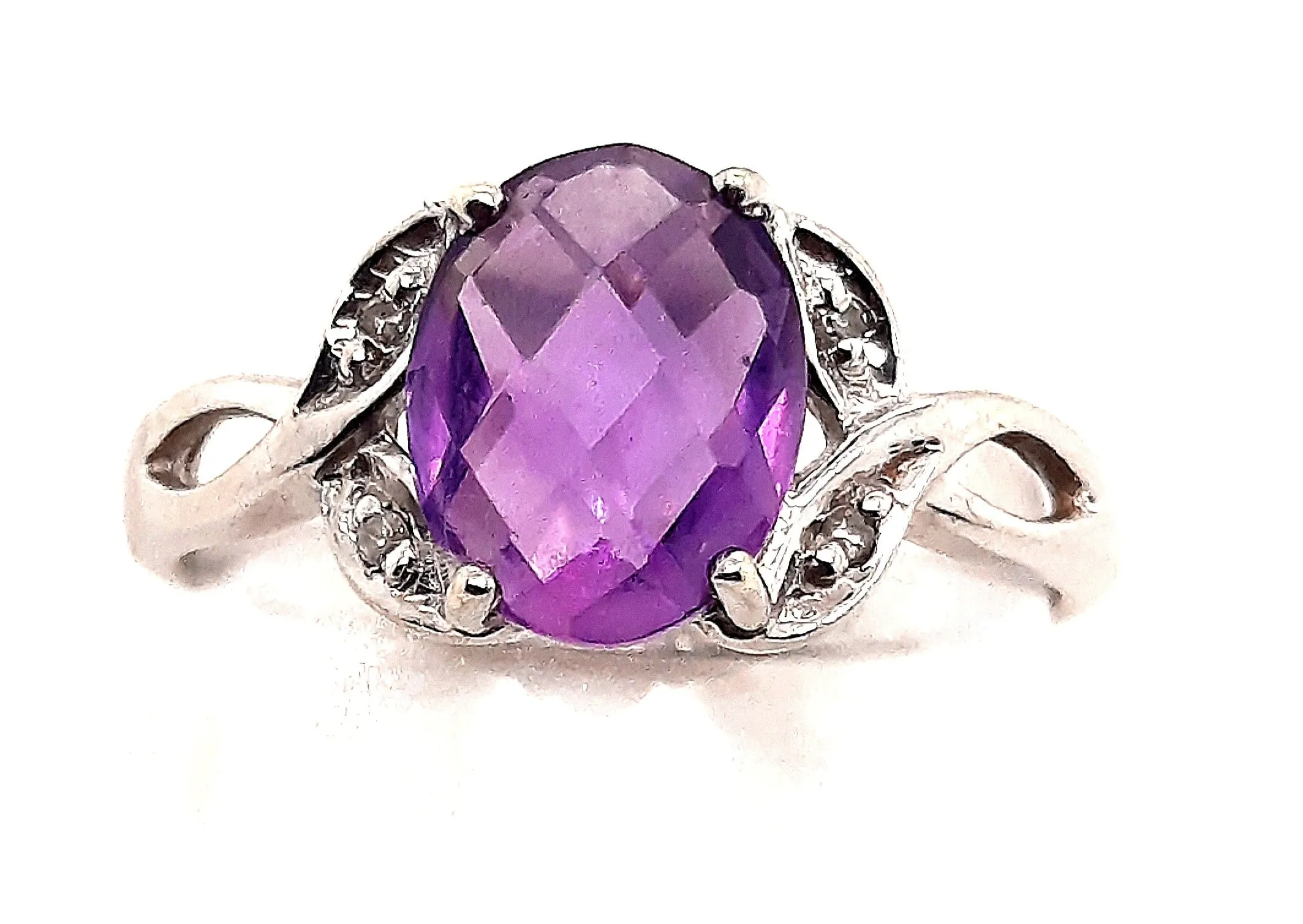 Amethyst 9ct White Gold Ring