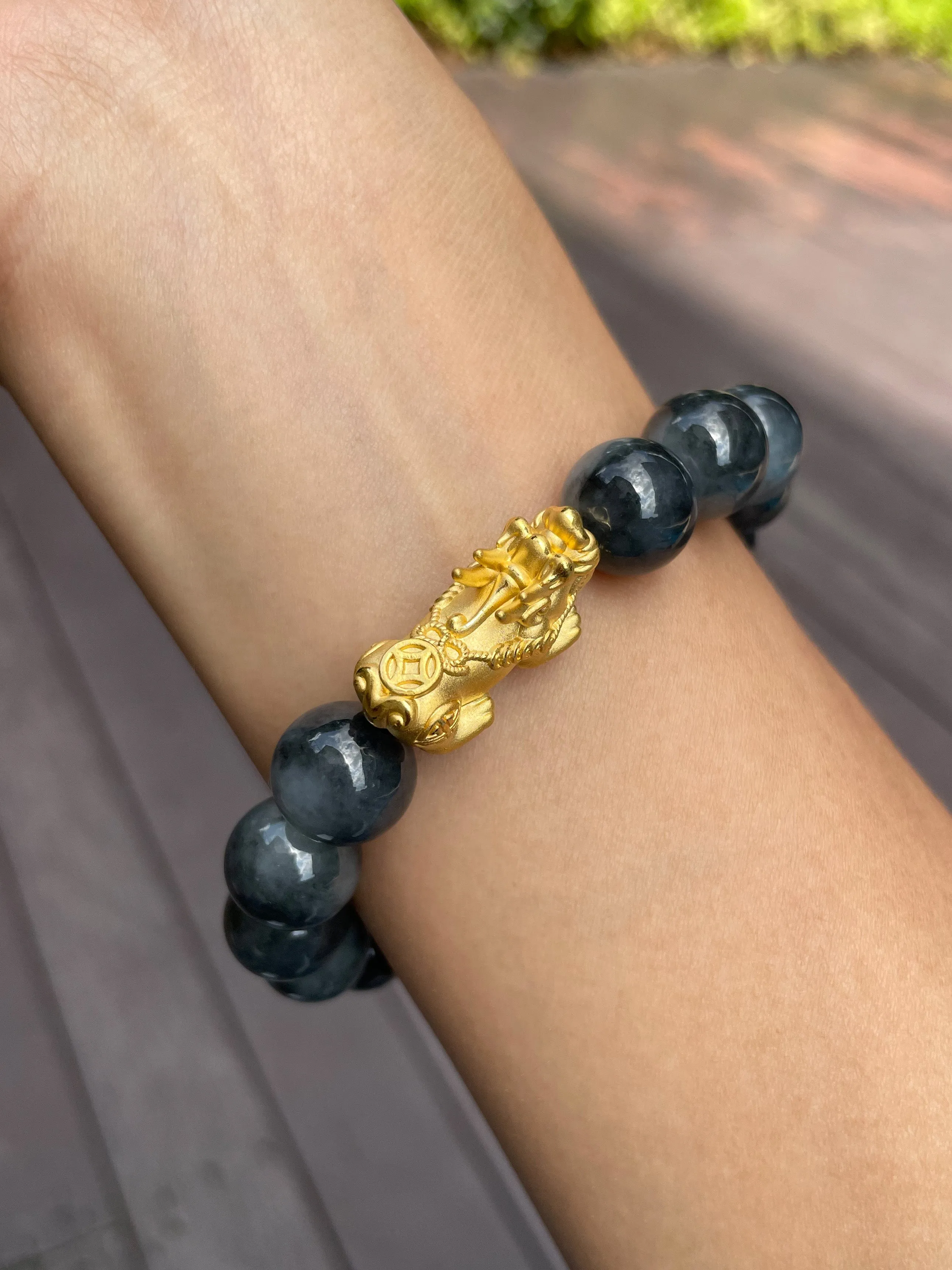 Black Jade Bead Bracelet (NJBA063)