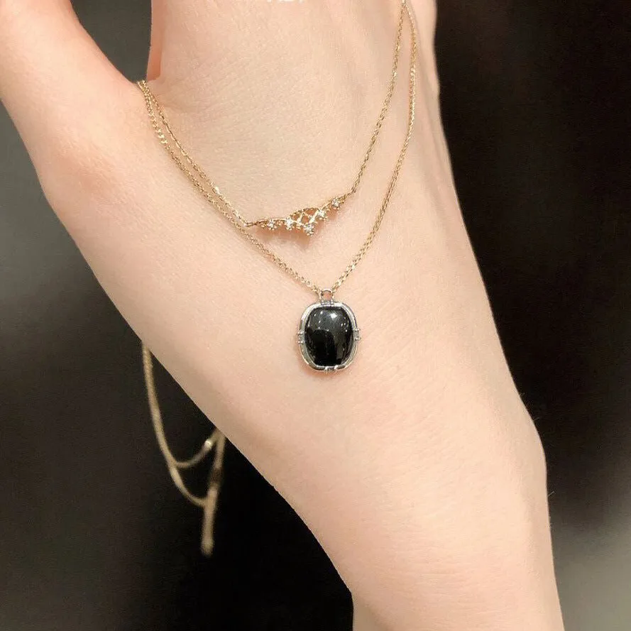 Oval Vintage Onyx Necklace