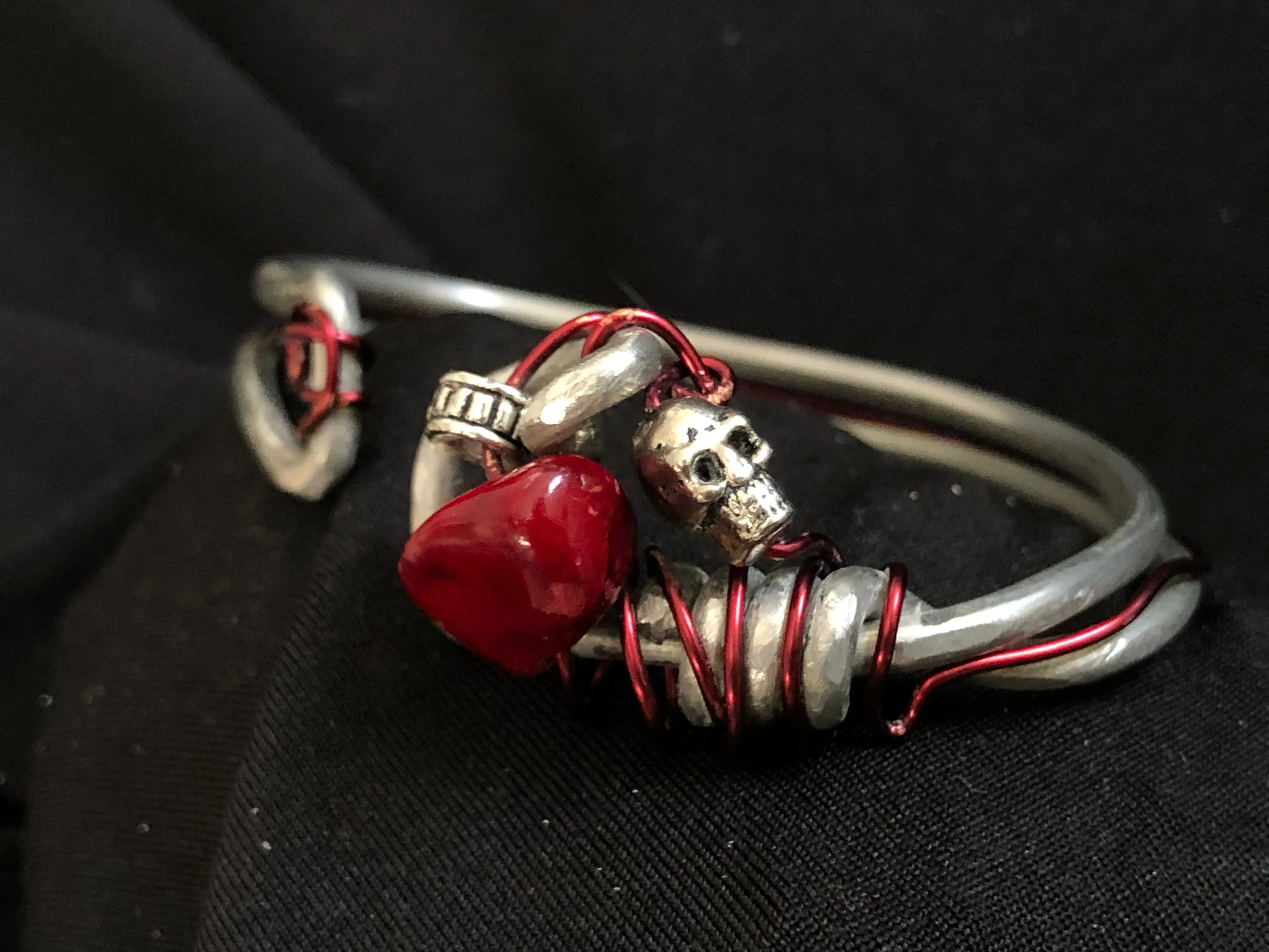 Skull rock bracelet