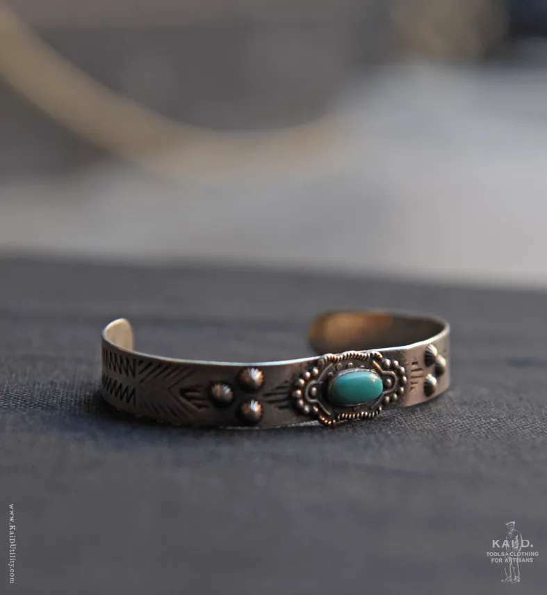 Sterling Silver cuff bracelet - navajo