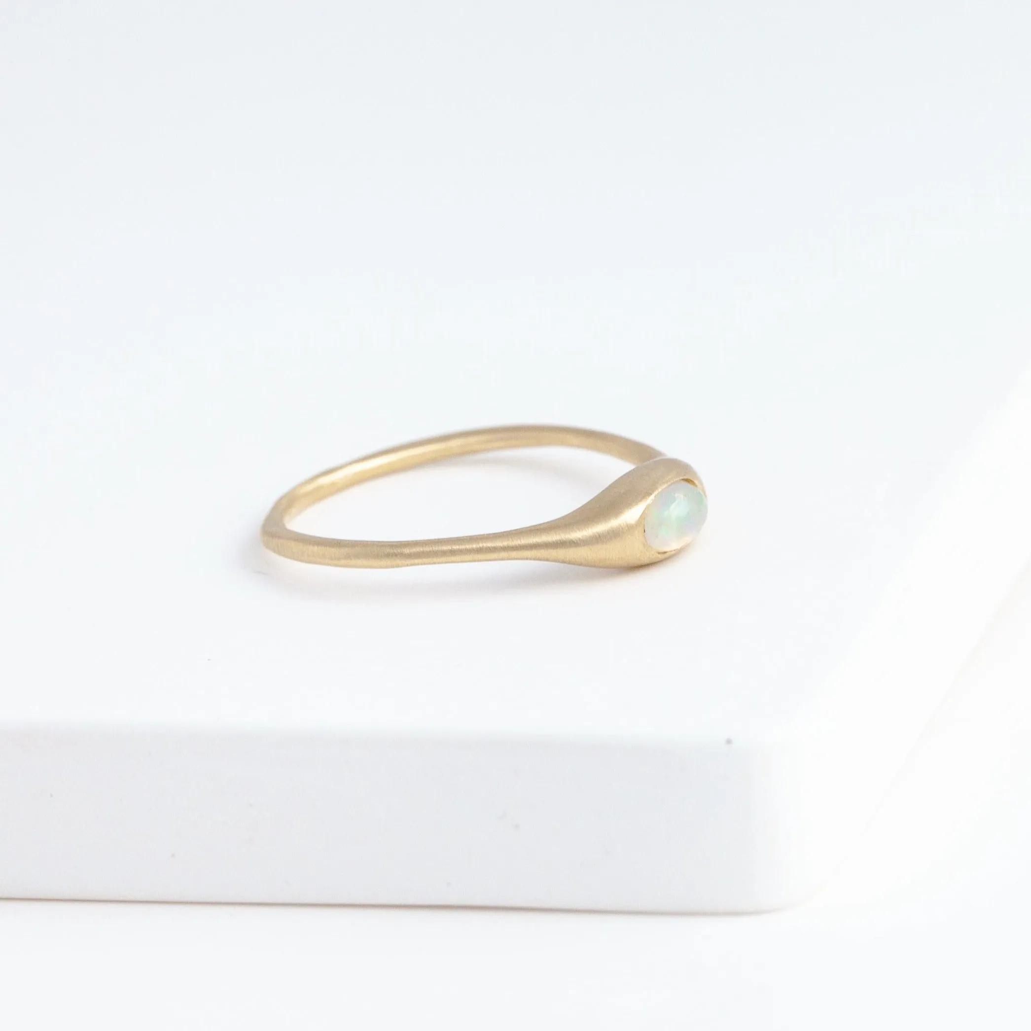 Yui opal ring